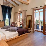 וילה Astounding Hvar 4 Bedrooms Crystal Hvar 1 Mesmerizing Sea View