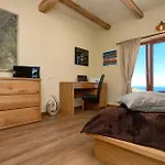 וילה Astounding Hvar 4 Bedrooms Crystal Hvar 1 Mesmerizing Sea View