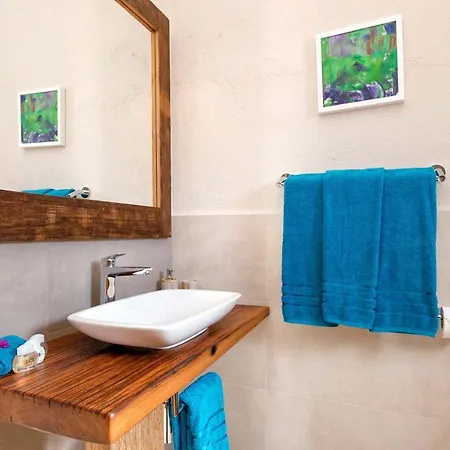 Crystal Hvar: Seaside Luxury With Infinity Pool Villa *