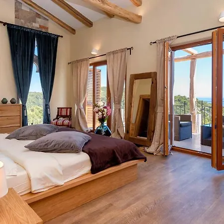 Crystal Hvar: Seaside Luxury With Infinity Pool Villa