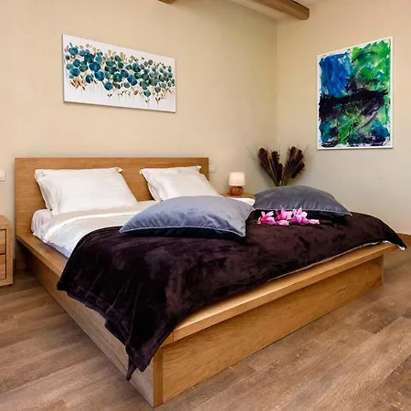 Villa Crystal Hvar: Seaside Luxury With Infinity Pool Hvar Town