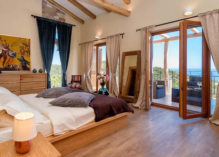 Villa Astounding Hvar 4 Bedrooms Crystal Hvar 1 Mesmerizing Sea View