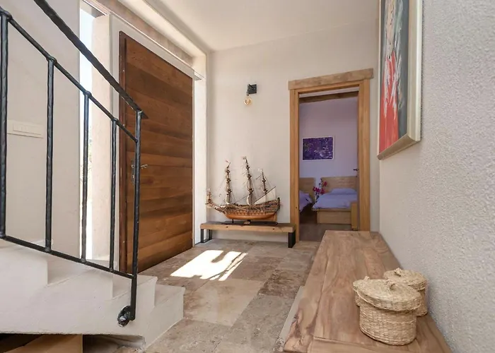 Astounding Hvar 4 Bedrooms Crystal Hvar 1 Mesmerizing Sea View فيلة *